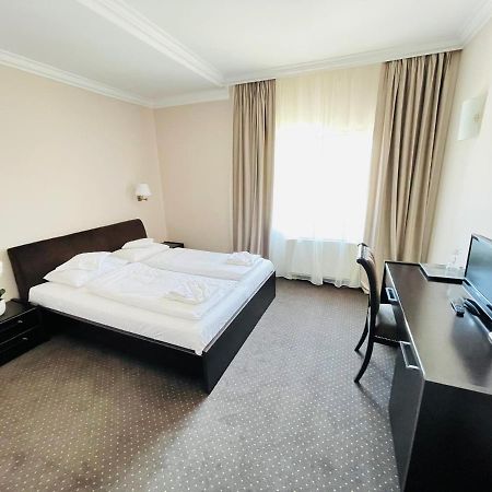 Hotel Opal Zalău Eksteriør bilde