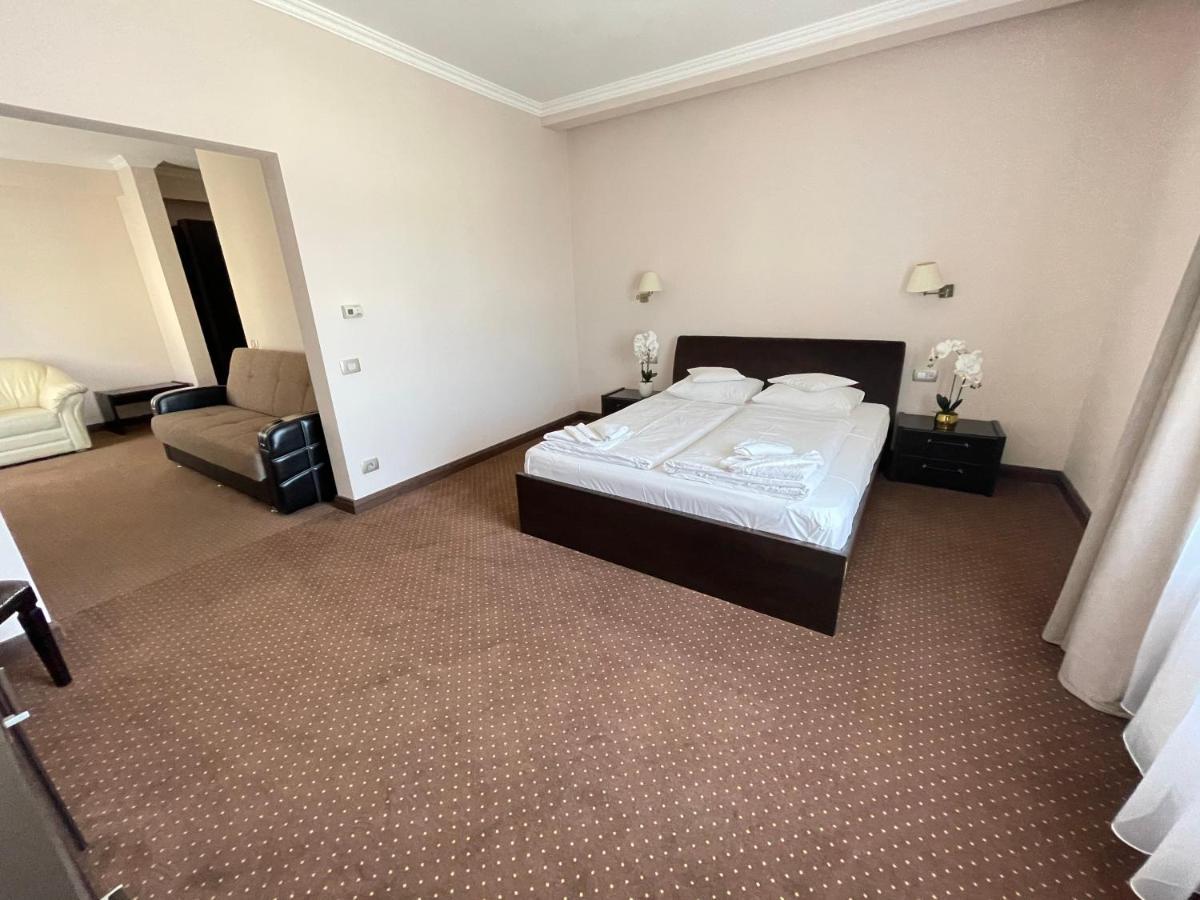 Hotel Opal Zalău Eksteriør bilde