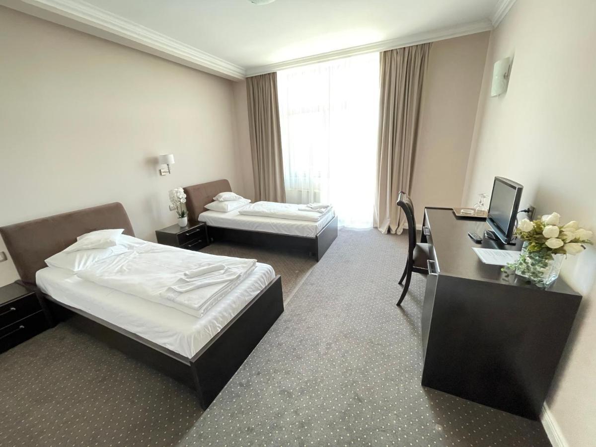 Hotel Opal Zalău Eksteriør bilde