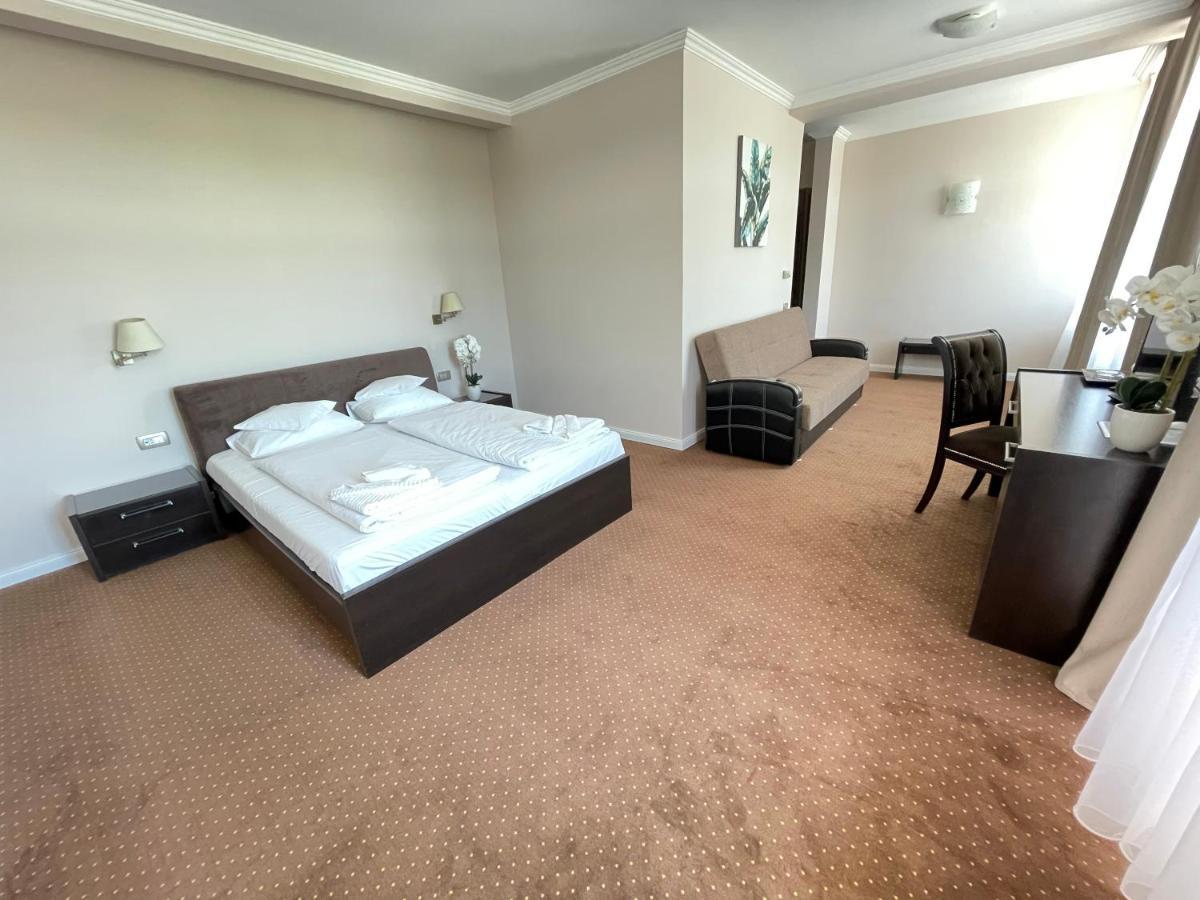 Hotel Opal Zalău Eksteriør bilde
